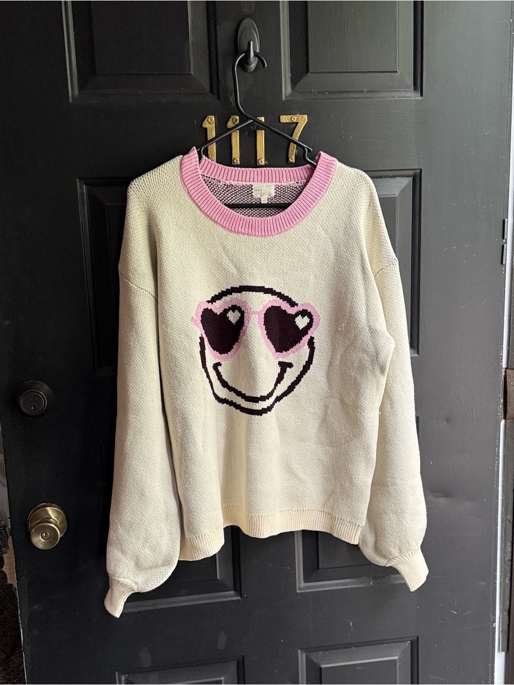 SMILING SWEATER